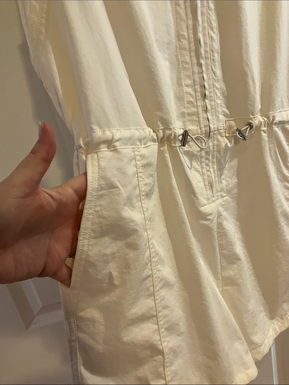 Calia off White/creamSleeveless Zip-Front One Piece Romper with Waist cinch - Picture 6 of 7